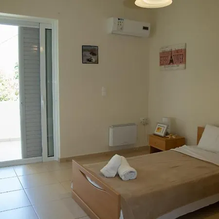 Palaiohora Avias アパート *