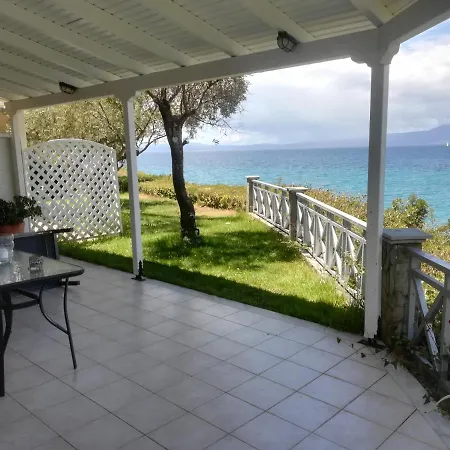 Palaiohora Avias アパート Avía