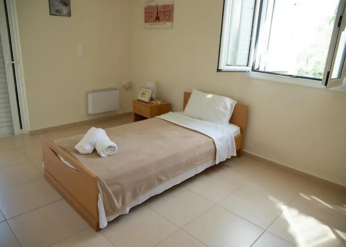 Apartamento Palaiohora Avias *