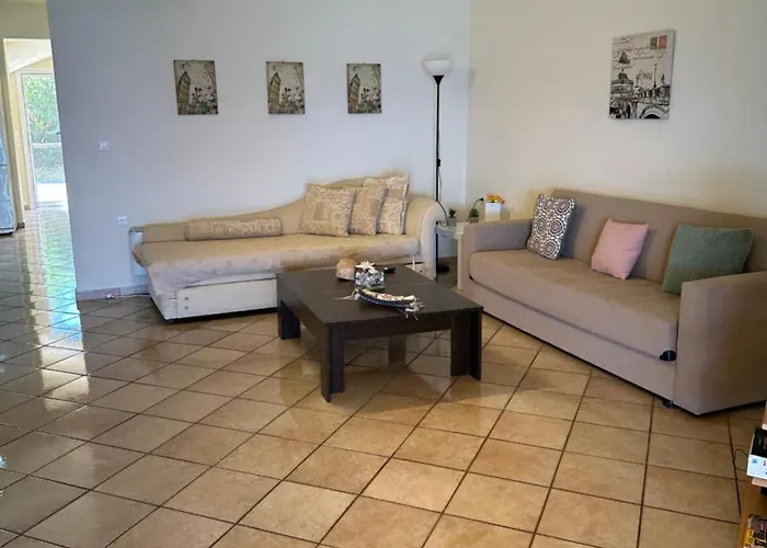 Palaiohora Avias * Avía